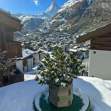 Lindi- Inspiring Place With View Over زيرمات